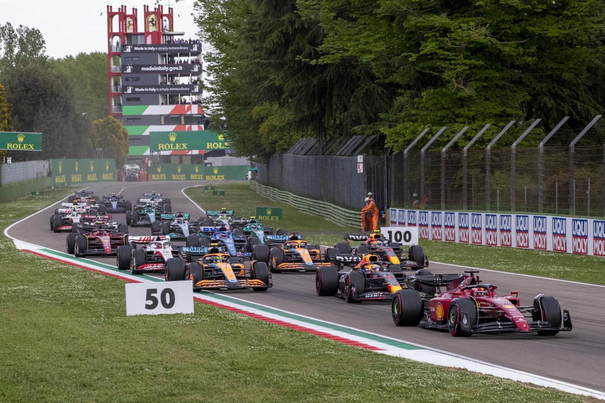 Апартаменты Le Due Corti Centro Storico - Autodromo Имола Экстерьер фото