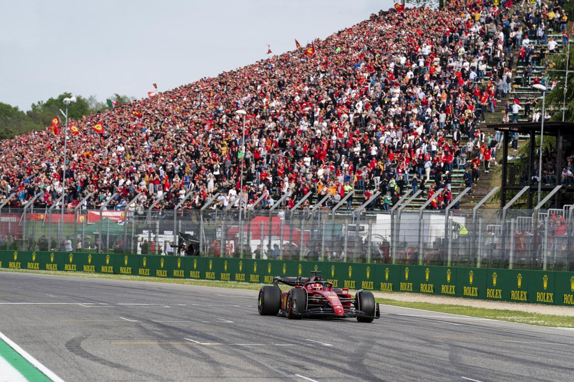 Апартаменты Le Due Corti Centro Storico - Autodromo Имола Экстерьер фото